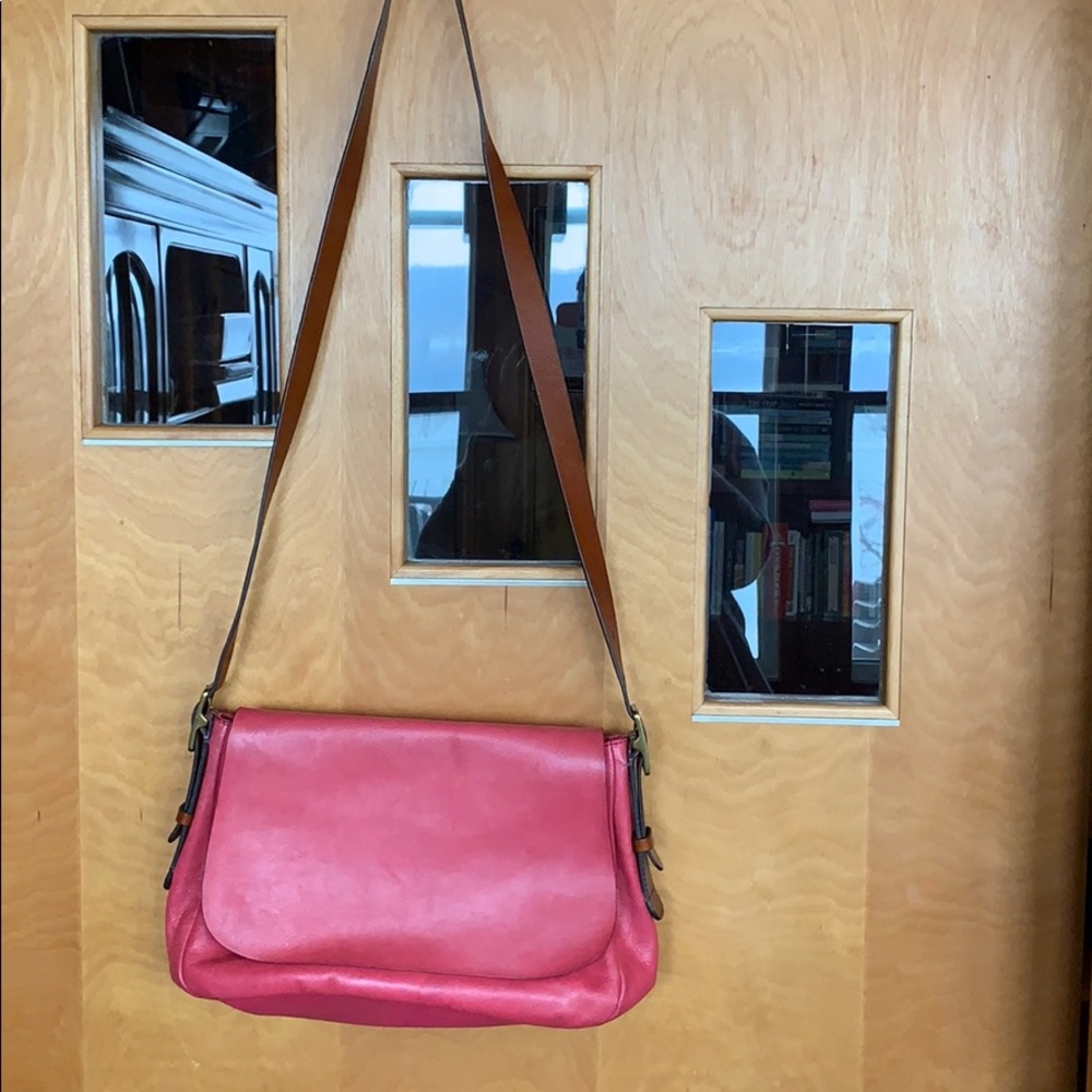 Pink Fossil purse